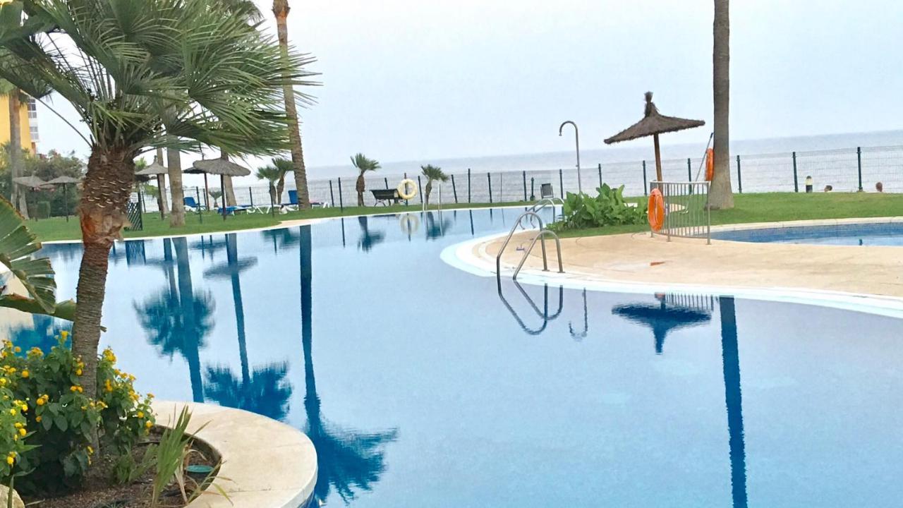 Mi Capricho 4B Beachfront - Apartment With Sea View - Costa Del Sol - Ла Кала де Михас Екстериор снимка