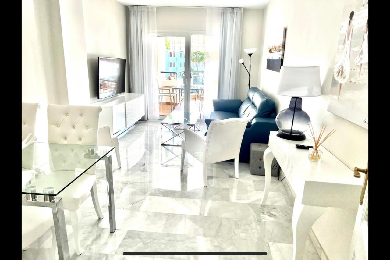 Mi Capricho 4B Beachfront - Apartment With Sea View - Costa Del Sol - Ла Кала де Михас Екстериор снимка